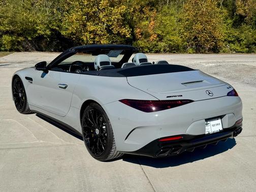 2022 Mercedes-Benz AMG SL 55 Base