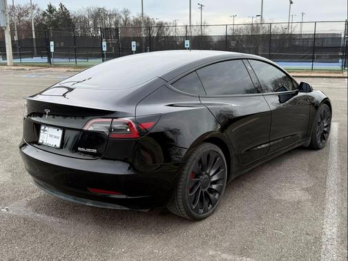2023 Tesla Model 3 Performance