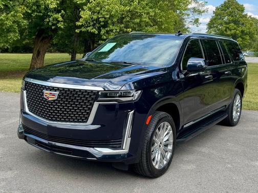 2023 Cadillac Escalade ESV Premium Luxury