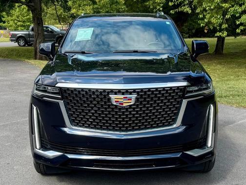 2023 Cadillac Escalade ESV Premium Luxury