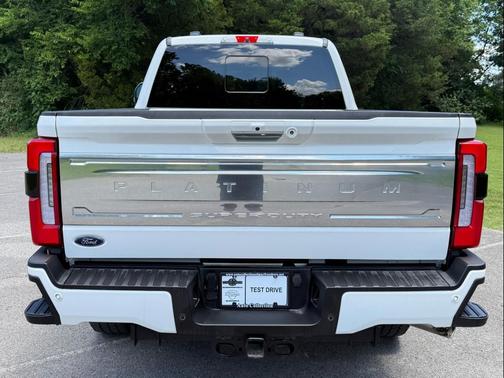 2024 Ford F-350 Platinum