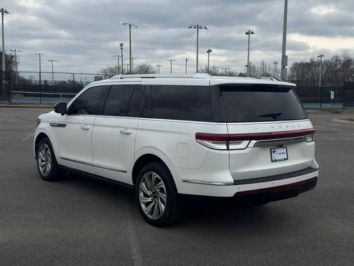 2024 Lincoln Navigator Reserve