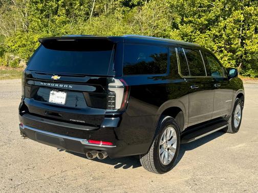 2025 Chevrolet Suburban Premier
