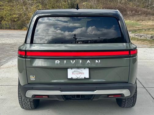 2024 Rivian R1S Launch Edition Quad Motor Large Pack