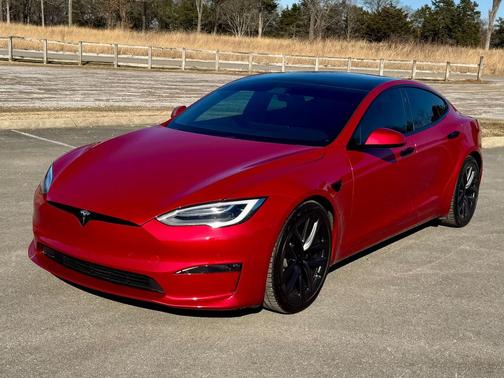2021 Tesla Model S Plaid