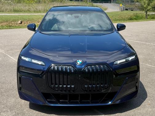 2024 BMW 760 i xDrive