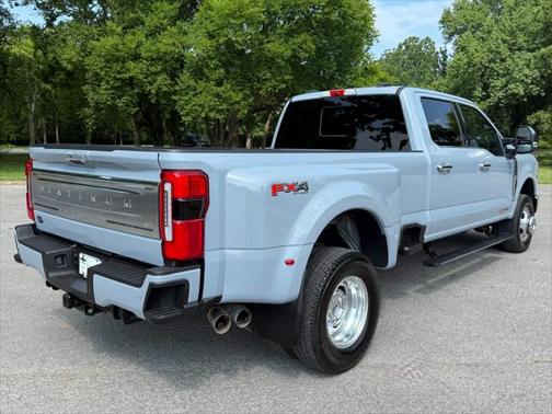 2024 Ford F-350 Platinum