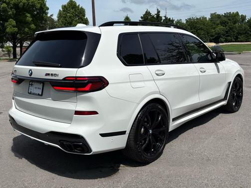 Alpine White 2025 BMW X7 M60i