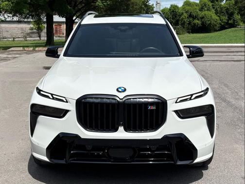 Alpine White 2025 BMW X7 M60i