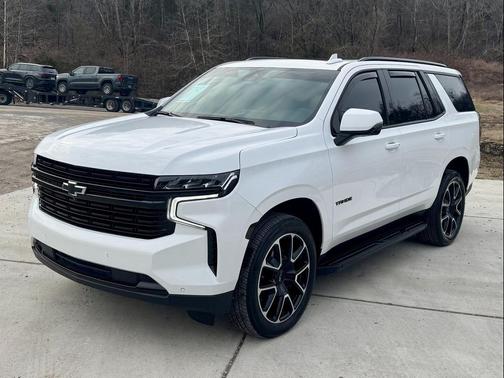2023 Chevrolet Tahoe 4WD RST