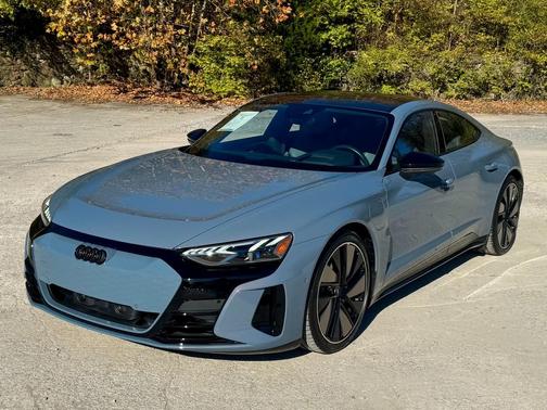 2024 Audi e-tron GT Prestige quattro