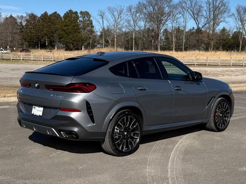 2026 BMW X6 M60i
