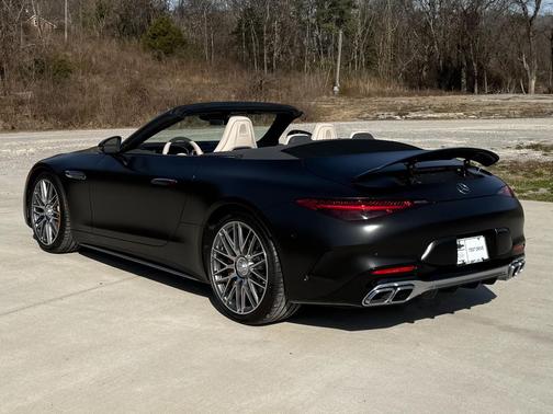 2022 Mercedes-Benz AMG SL 63 Base