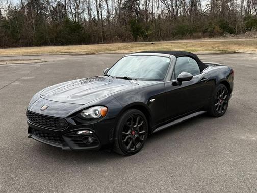 2020 FIAT 124 Spider Base
