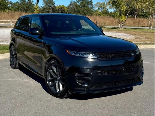 2024 Land Rover Range Rover Sport SE