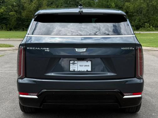 Deep Space Metallic 2025 Cadillac Escalade IQ Premium Luxury