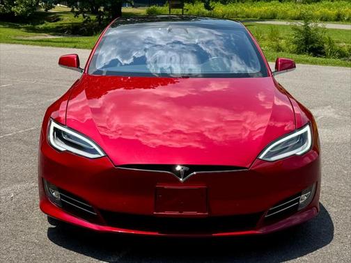 2020 Tesla Model S Long Range Plus