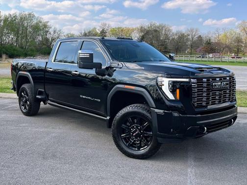 Onyx Black 2025 GMC Sierra 2500 Denali Ultimate
