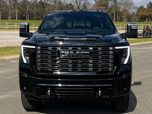 Onyx Black 2025 GMC Sierra 2500 Denali Ultimate