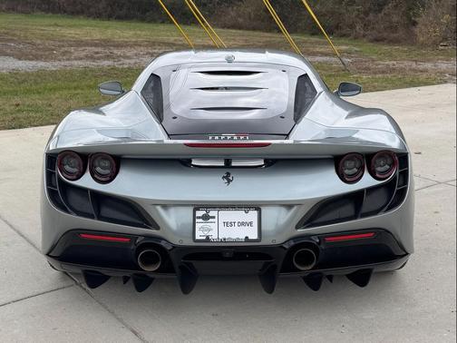 2020 Ferrari F8 Tributo Base