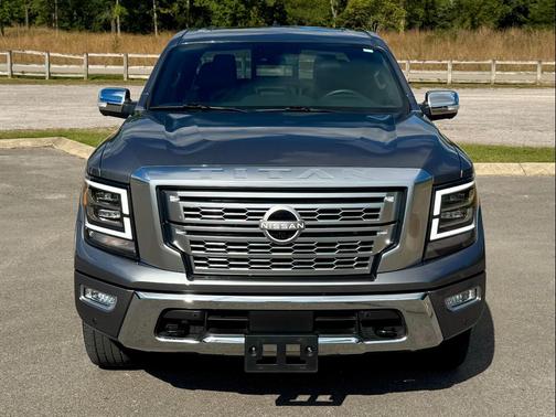 2024 Nissan Titan Platinum Reserve