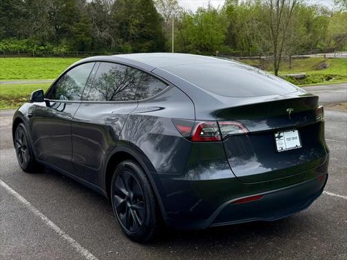 2024 Tesla Model Y Long Range Dual Motor All-Wheel Drive