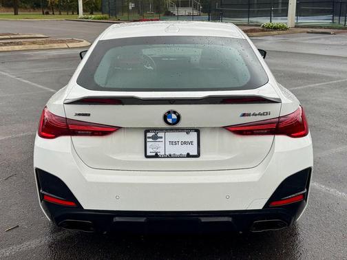 2025 BMW M440 i xDrive