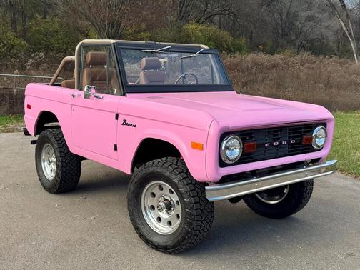 1976 Ford Bronco SUV