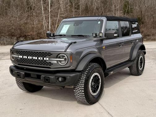 2022 Ford Bronco Badlands