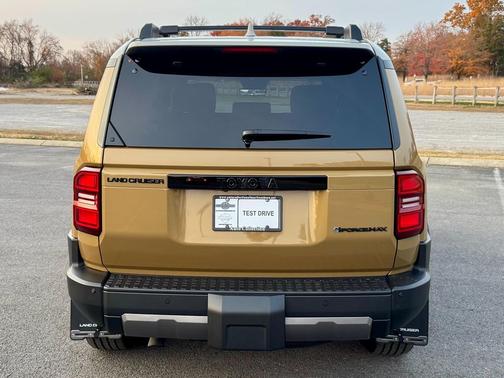 2025 Toyota Land Cruiser Base