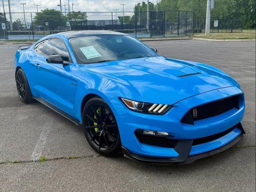 Grabber Blue 2017 Ford Shelby GT350R Base