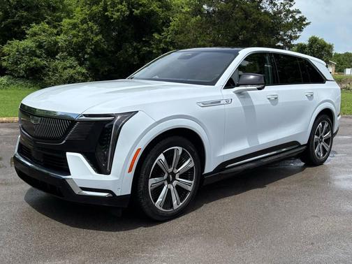 Vibrant White Tricoat 2026 Cadillac Escalade IQ Premium Luxury