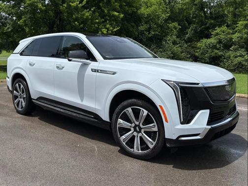 Vibrant White Tricoat 2026 Cadillac Escalade IQ Premium Luxury