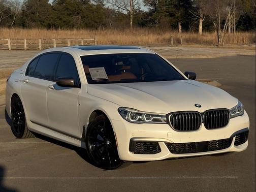 2018 BMW M760 xDrive
