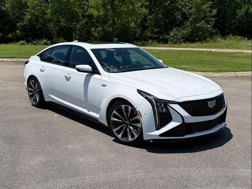 Summit White 2026 Cadillac CT5-V V-Series Blackwing RWD
