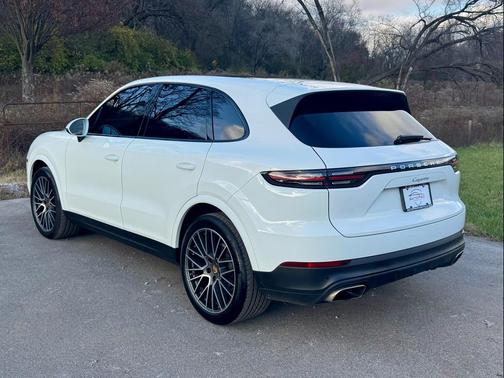2021 Porsche Cayenne Cayenne