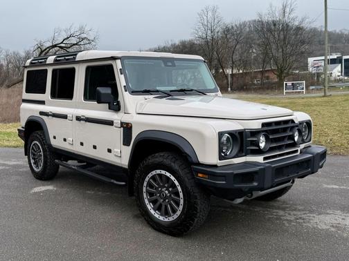 2025 INEOS Grenadier Fieldmaster