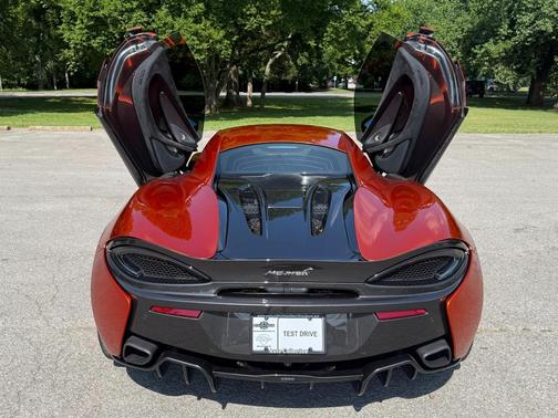 2017 McLaren 570S Coupe