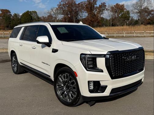 2023 GMC Yukon XL Denali Ultimate