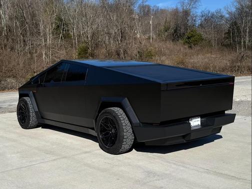2024 Tesla Cybertruck All-Wheel Drive