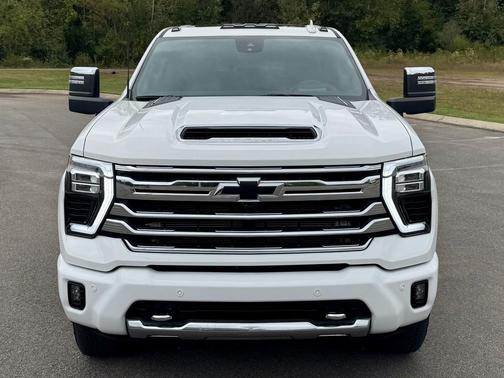 2024 Chevrolet Silverado 2500 High Country