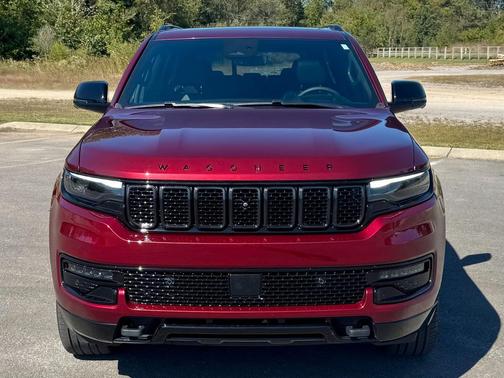 2024 Jeep Wagoneer Series II Carbide 4x4