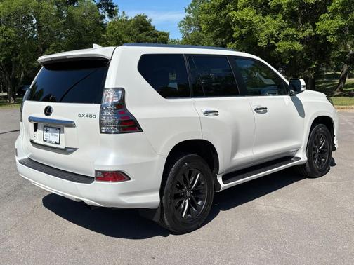 Eminent White Pearl 2023 Lexus GX 460 Premium
