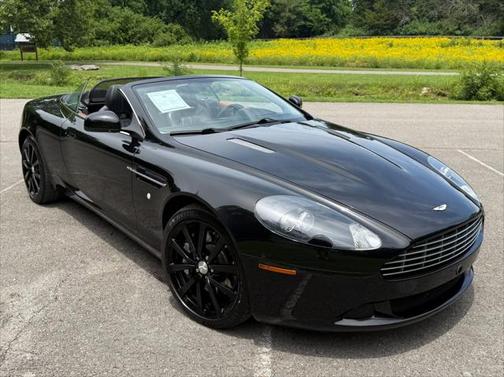 2011 Aston Martin DB9 Volante