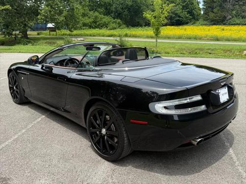 2011 Aston Martin DB9 Volante