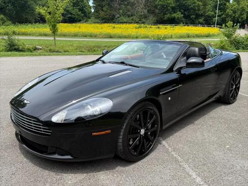 2011 Aston Martin DB9 Volante