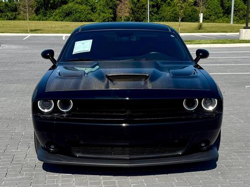 Pitch Black Clearcoat 2018 Dodge Challenger R/T 392