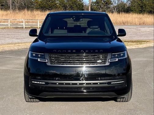2025 Land Rover Range Rover P530 SE