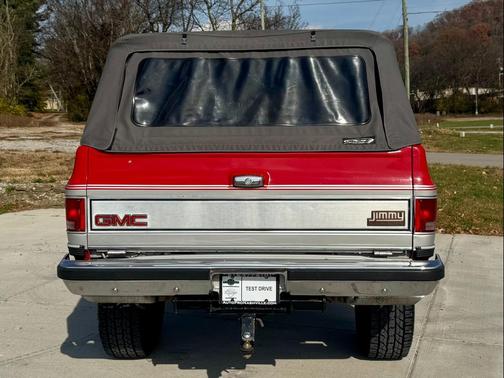 1989 GMC Jimmy SLE 2-DOOR