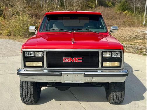 1989 GMC Jimmy SLE 2-DOOR